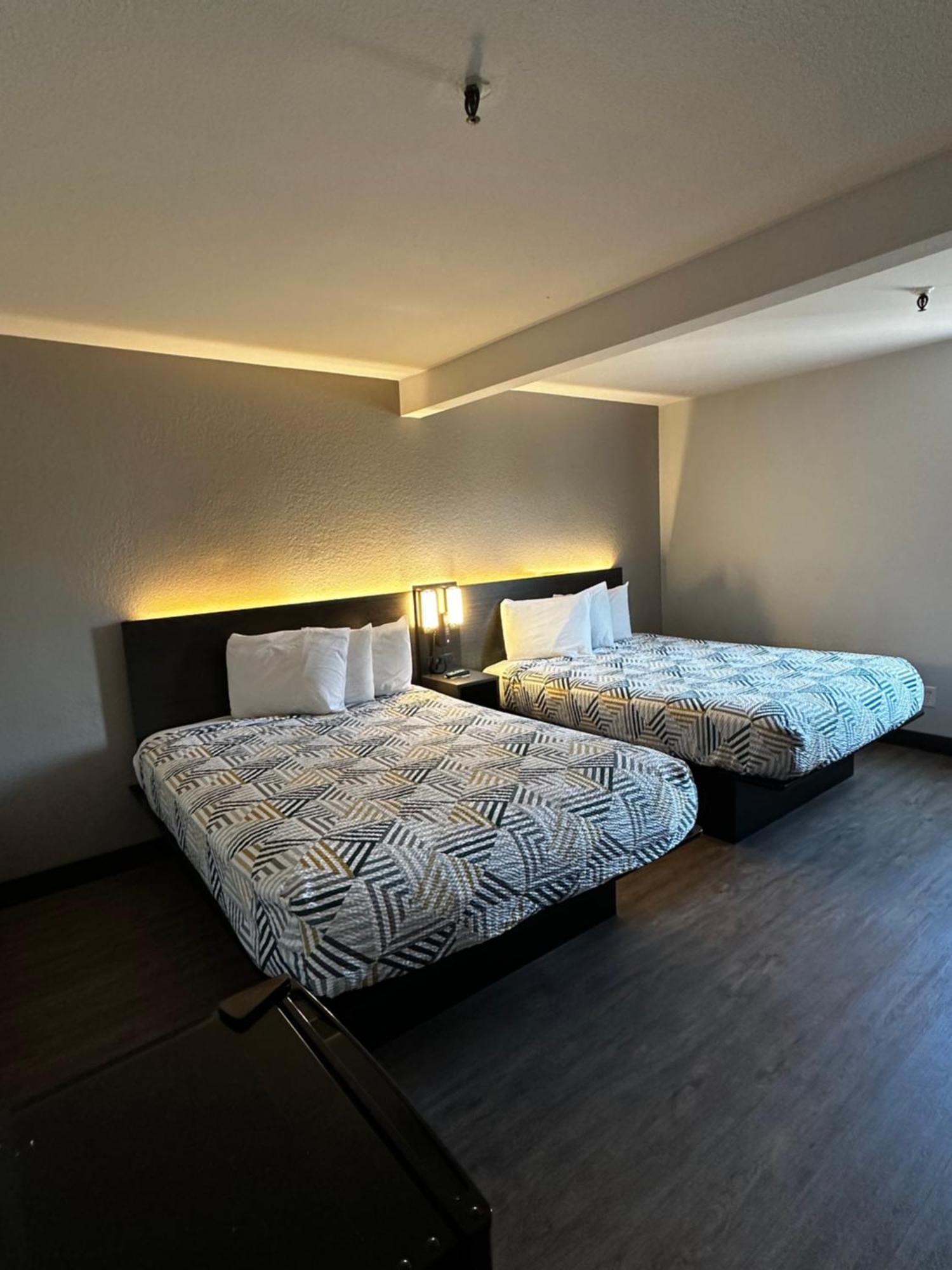 Hotel 6-san Diego, Ca - Circle - Mission Valley